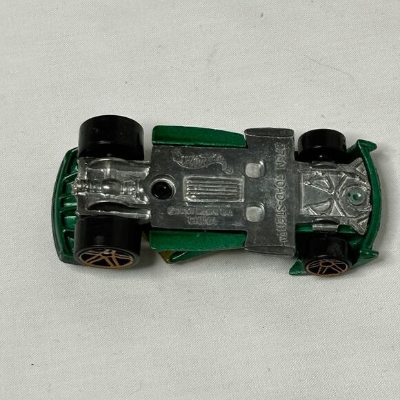 2001 Hot Wheels OPEN ROAD-STER Die Cast Car - Snake Design Green - Picture 5 of 6